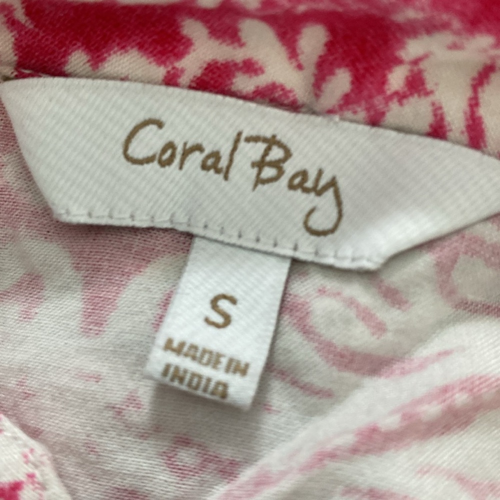 Tops - Picture 3 of 3